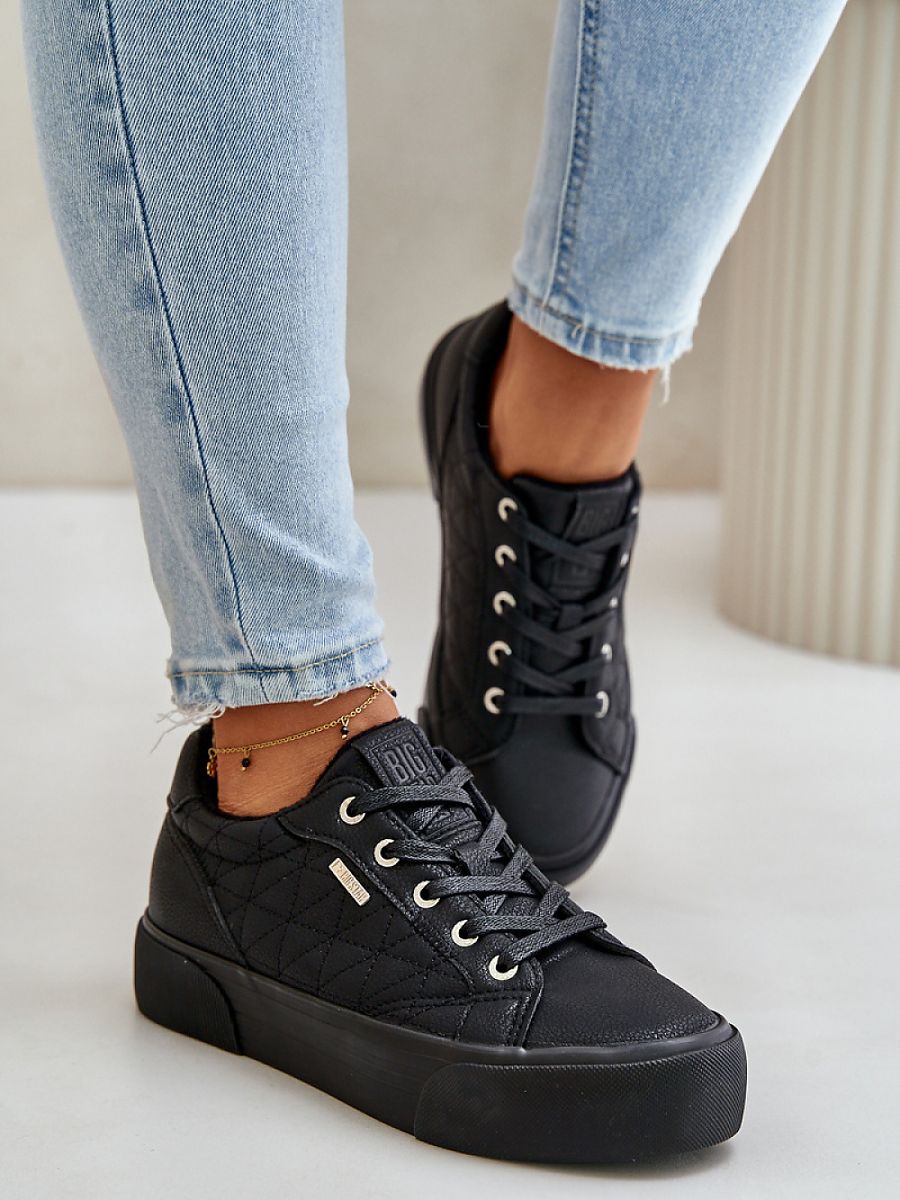 Sneakers model 201718 Step in style