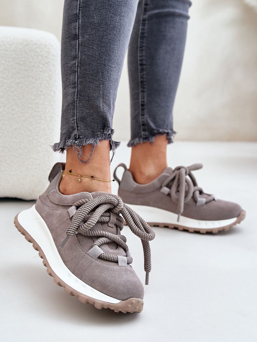 Sport Shoes model 201928 Step in style