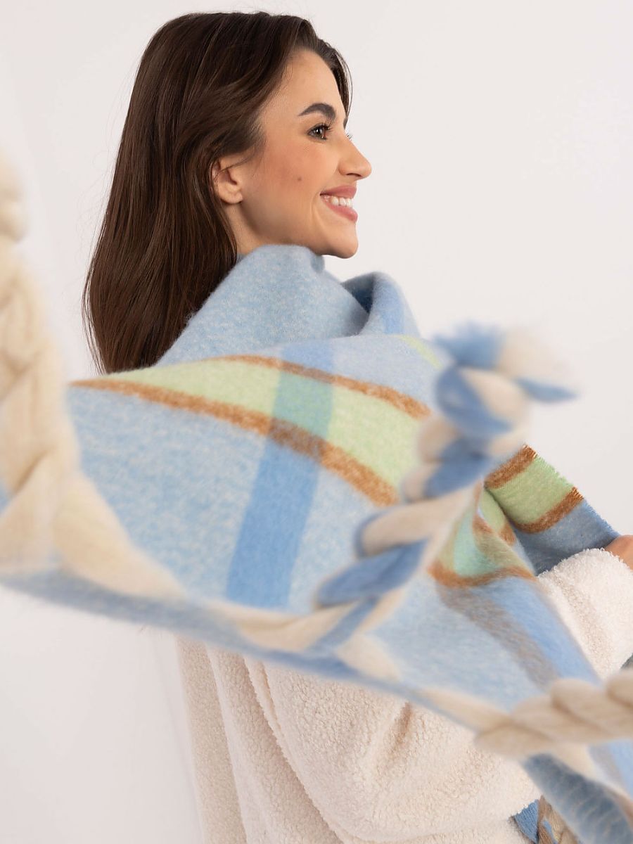 Shawl model 202569 AT Shawl model 202569 AT