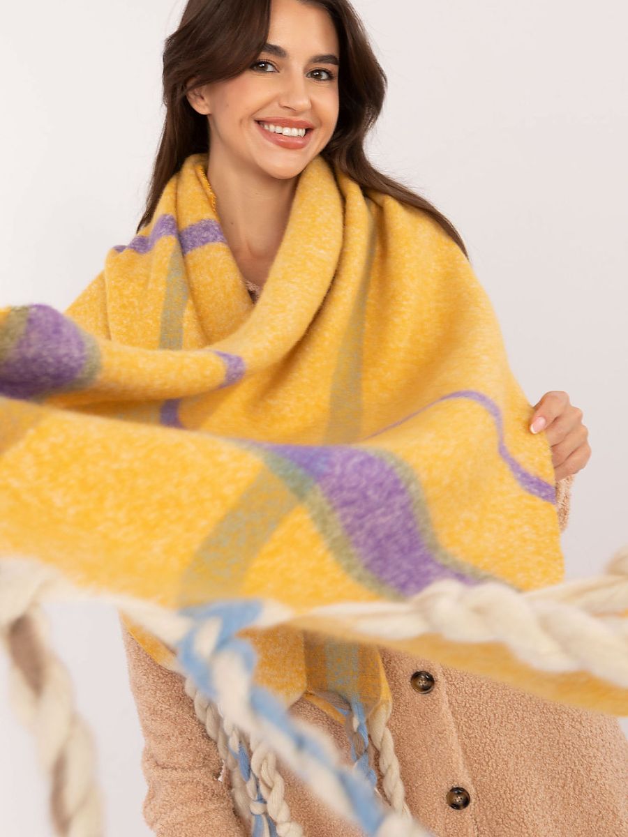 Shawl model 202574 AT