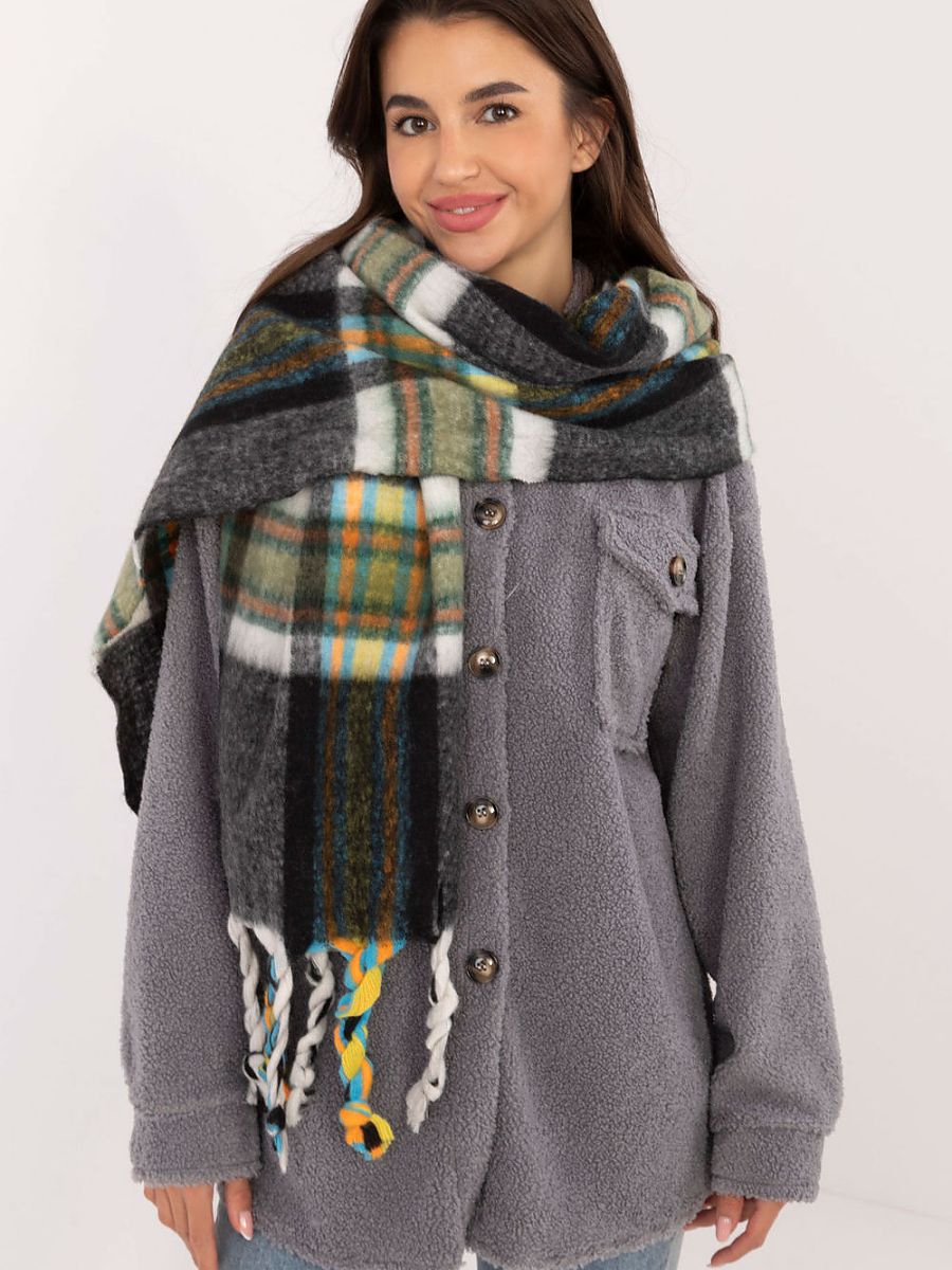 Shawl model 202576 AT