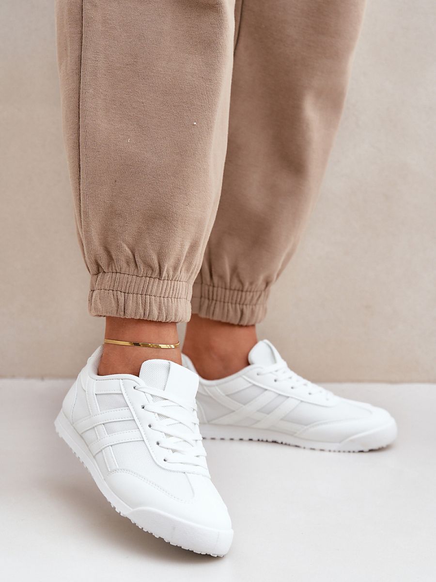 Sneakers model 206802 Step in style