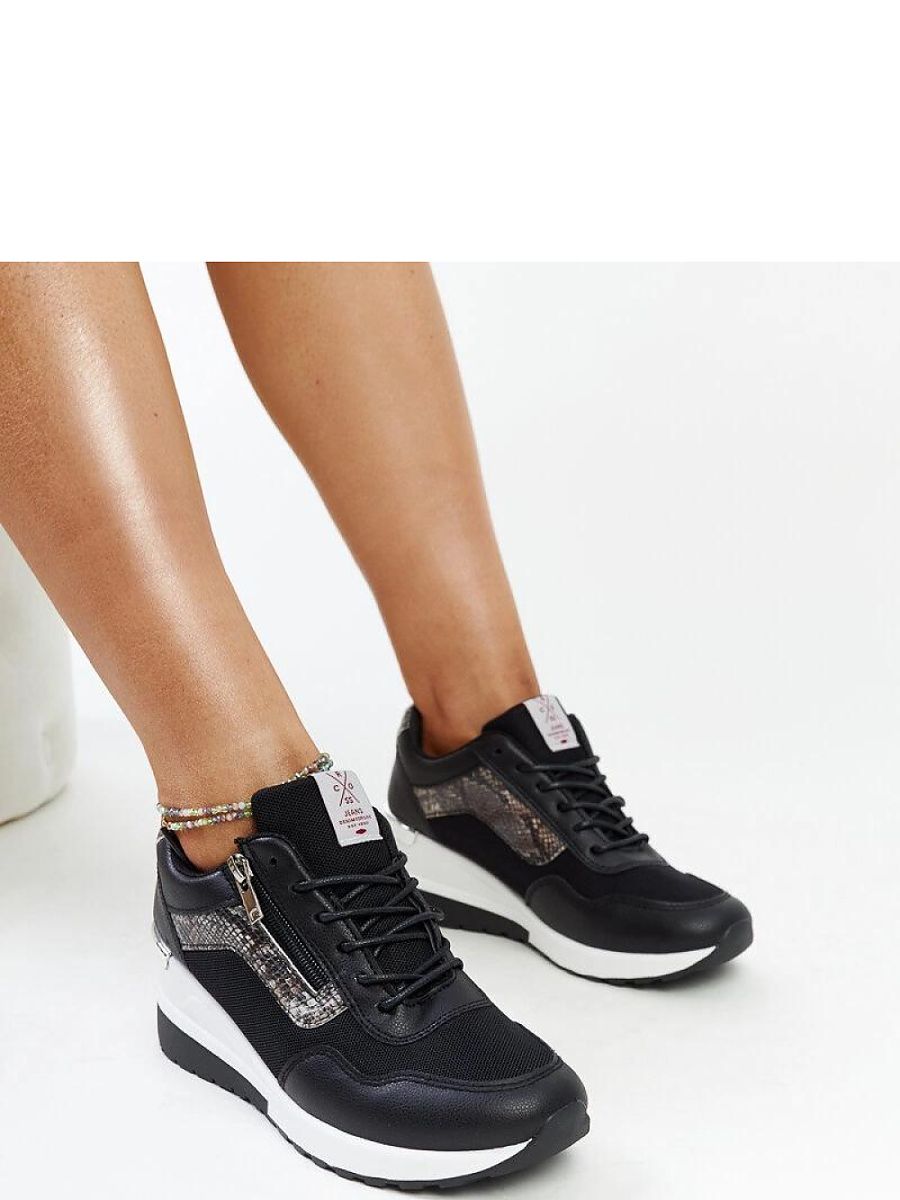Sneakers model 207358 Solea