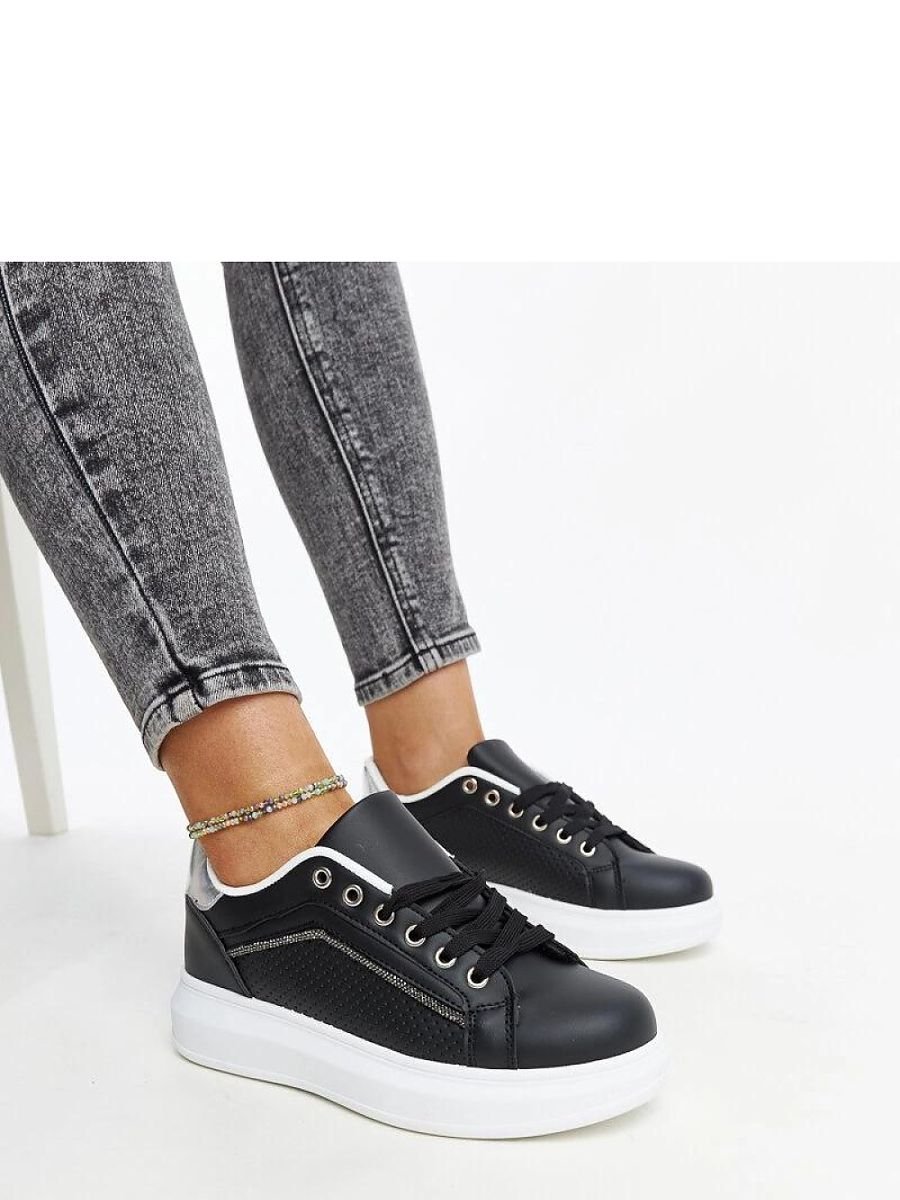 Sneakers model 207400 Solea