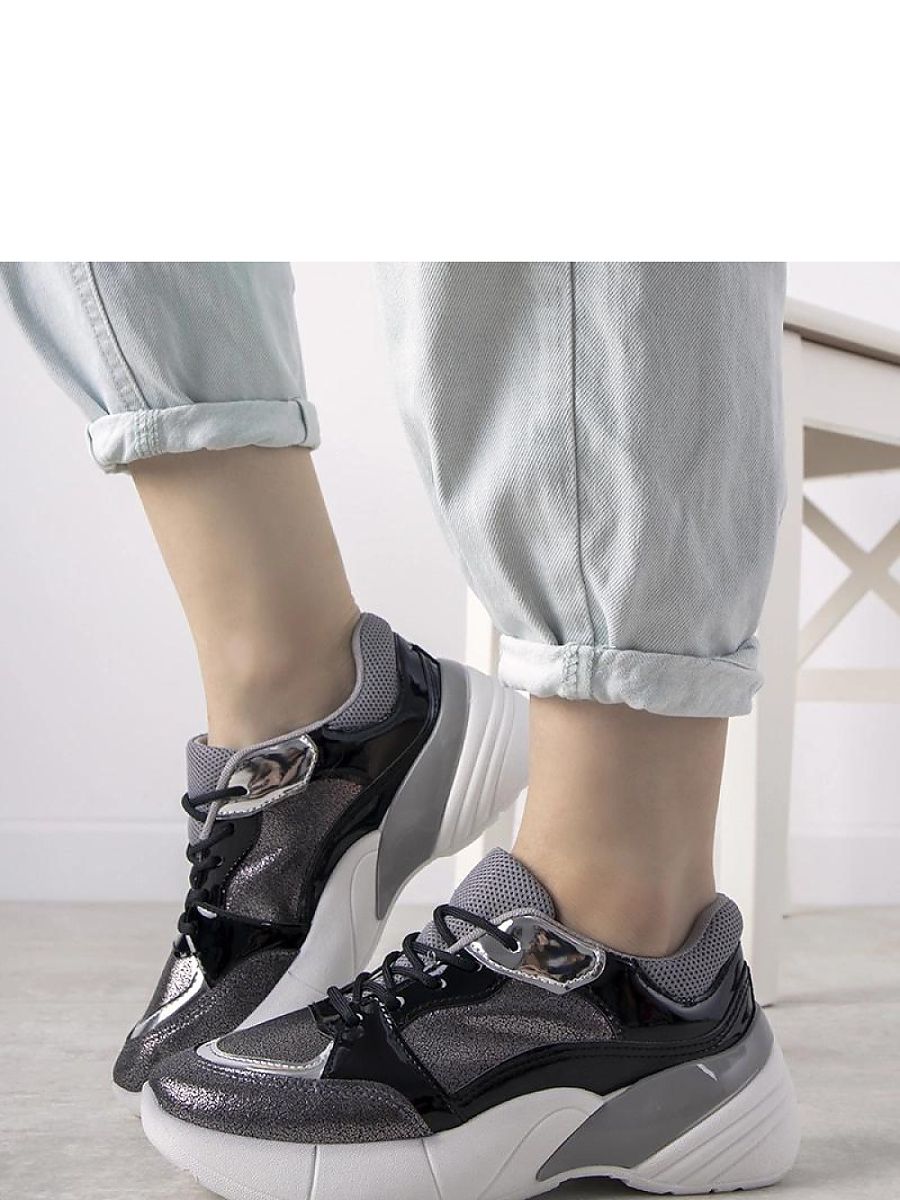 Sneakers model 208053 Solea