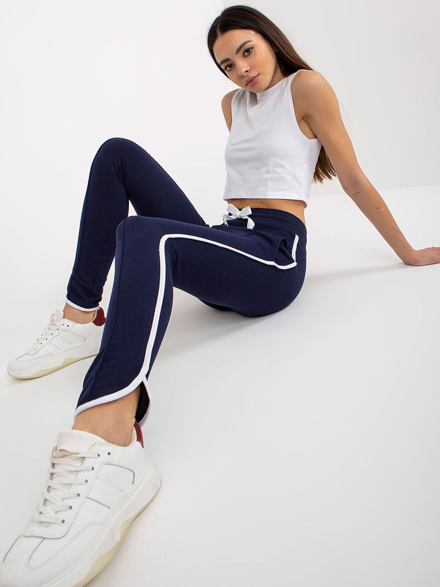 Tracksuit trousers model 214459 Rue Paris - Image 2