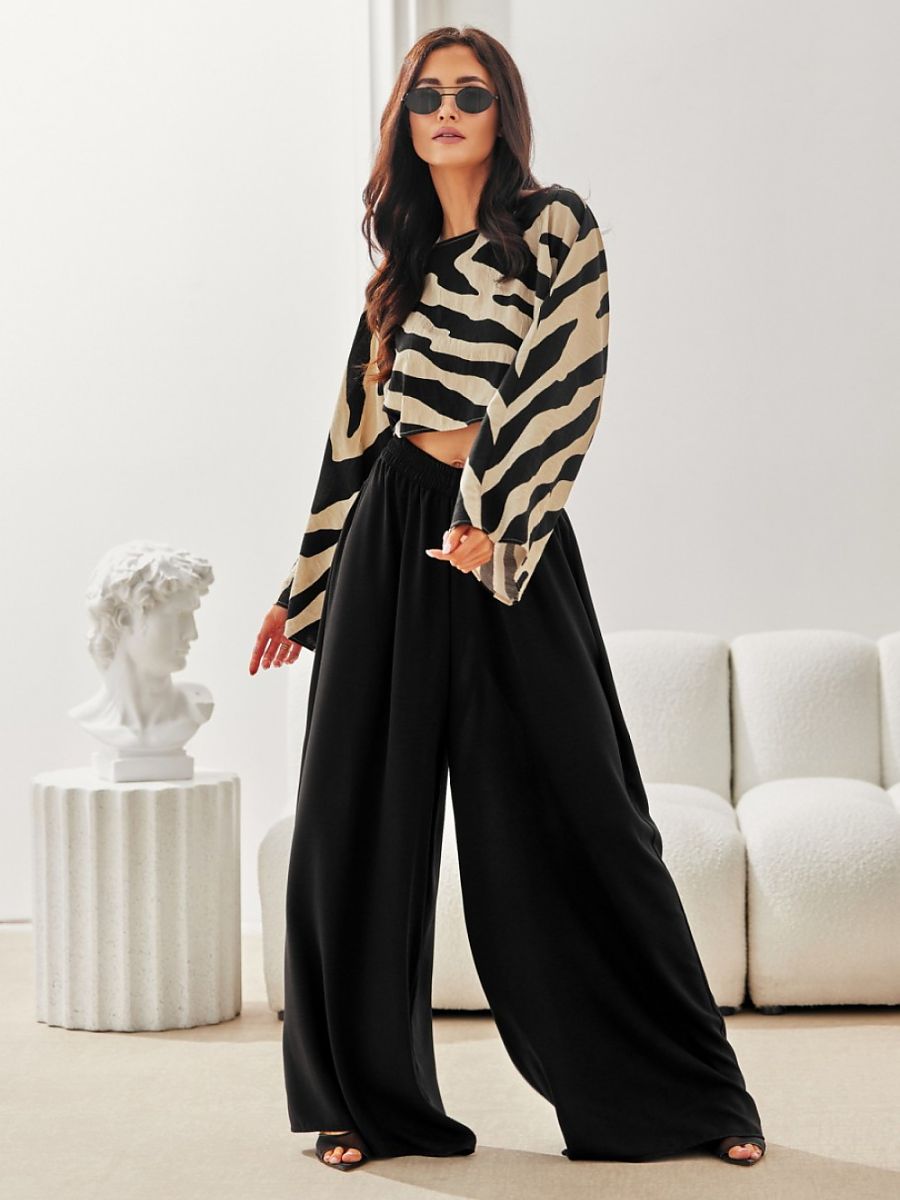 Women trousers model 214531 Roco Fashion - Image 4