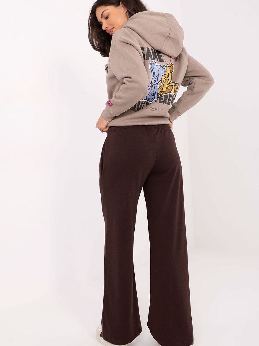 Tracksuit trousers model 218244 Relevance - Image 3