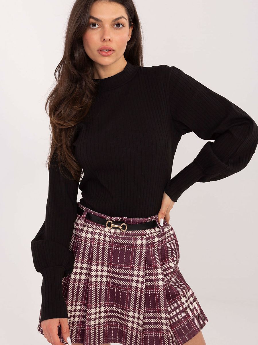 Kraťasy s sukňovou dolní částí model 221571 Italy Moda