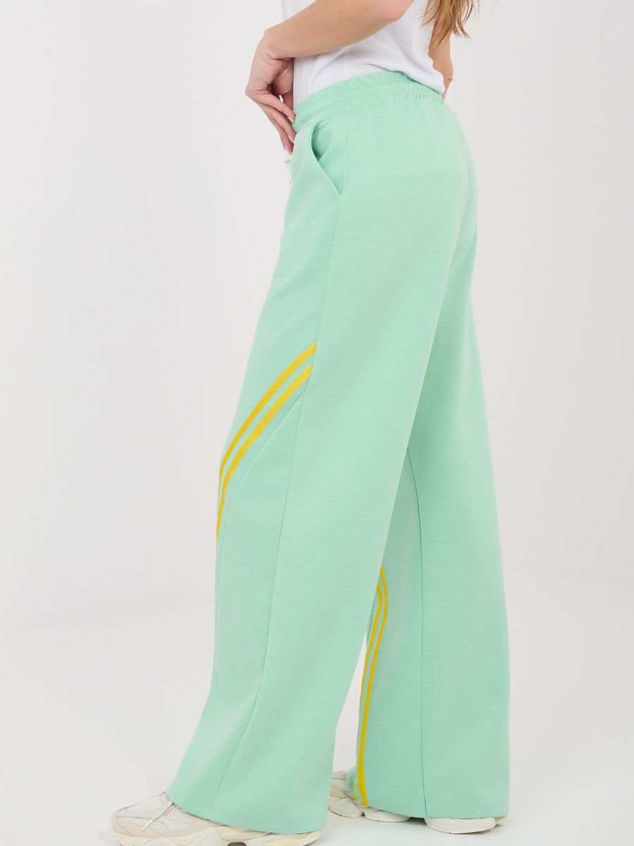 Tracksuit trousers model 225416 Rue Paris - Image 3
