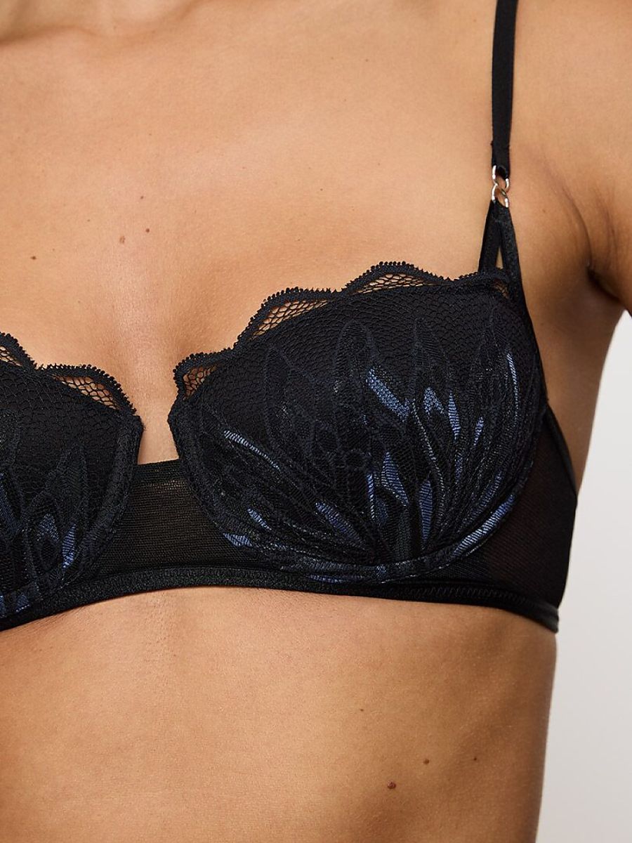 Padded bra model 229329 Triumph - Image 4