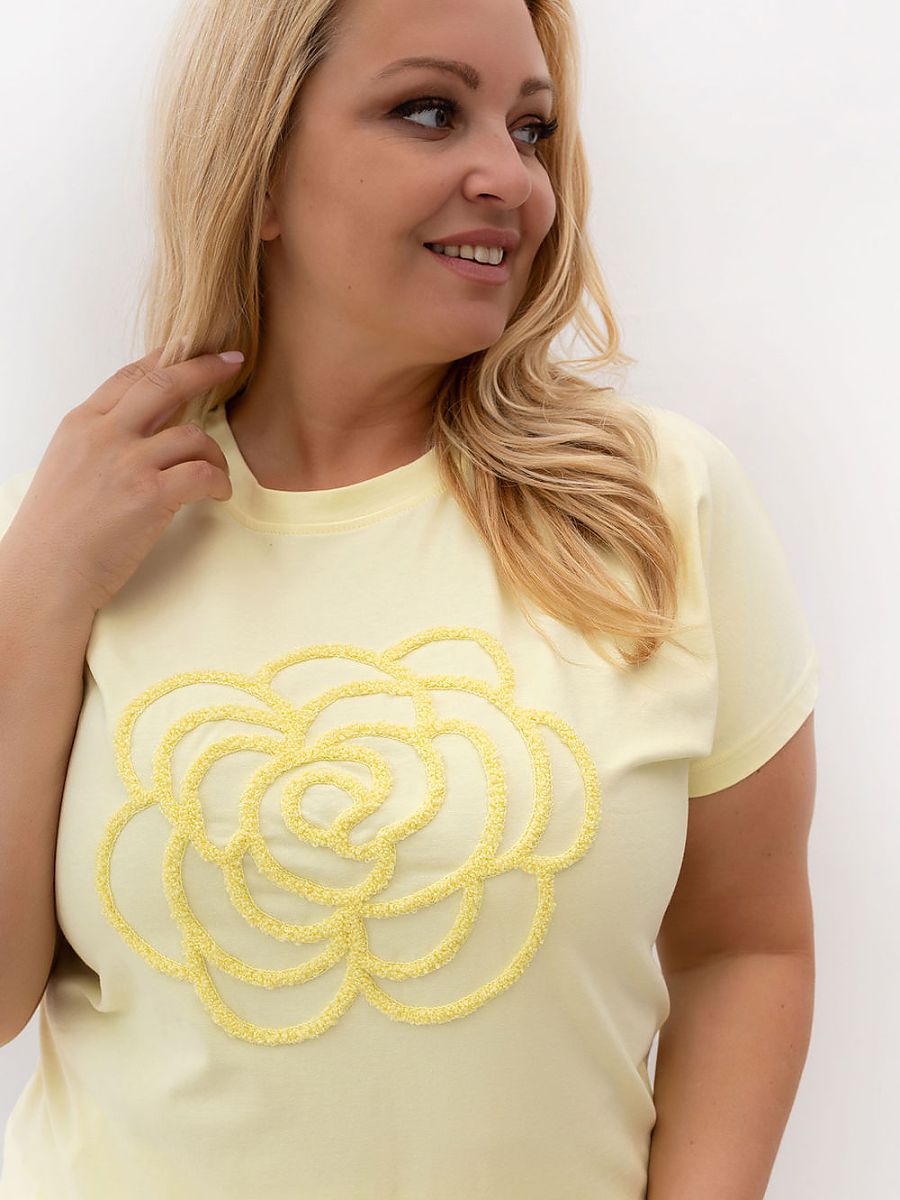 Plus size T-shirt model 230449 Relevance - Image 4
