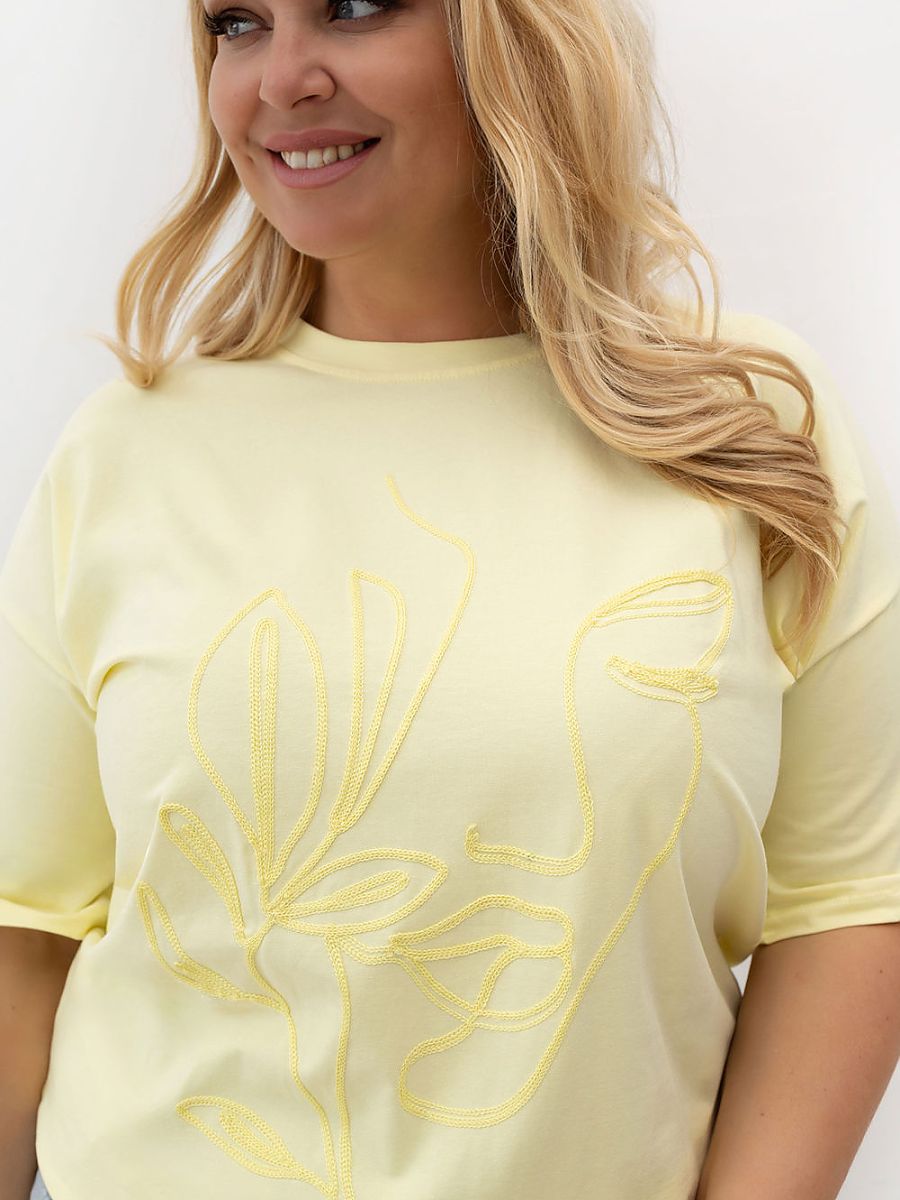 Plus size T-shirt model 230452 Relevance - Image 4