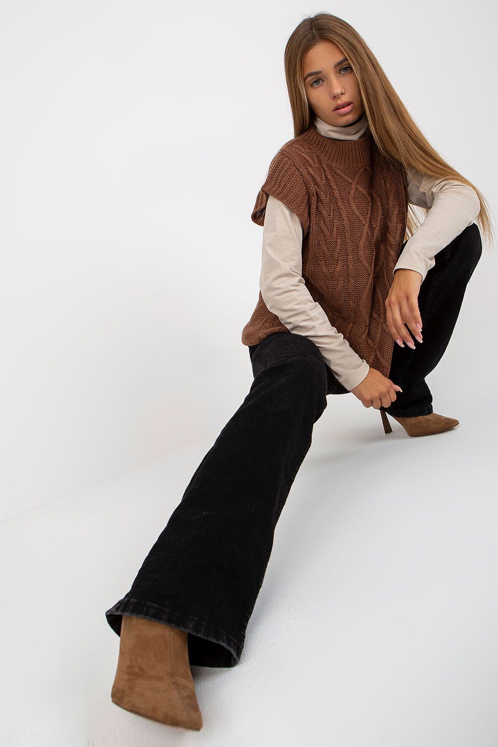 Gilet model 193618 Moe