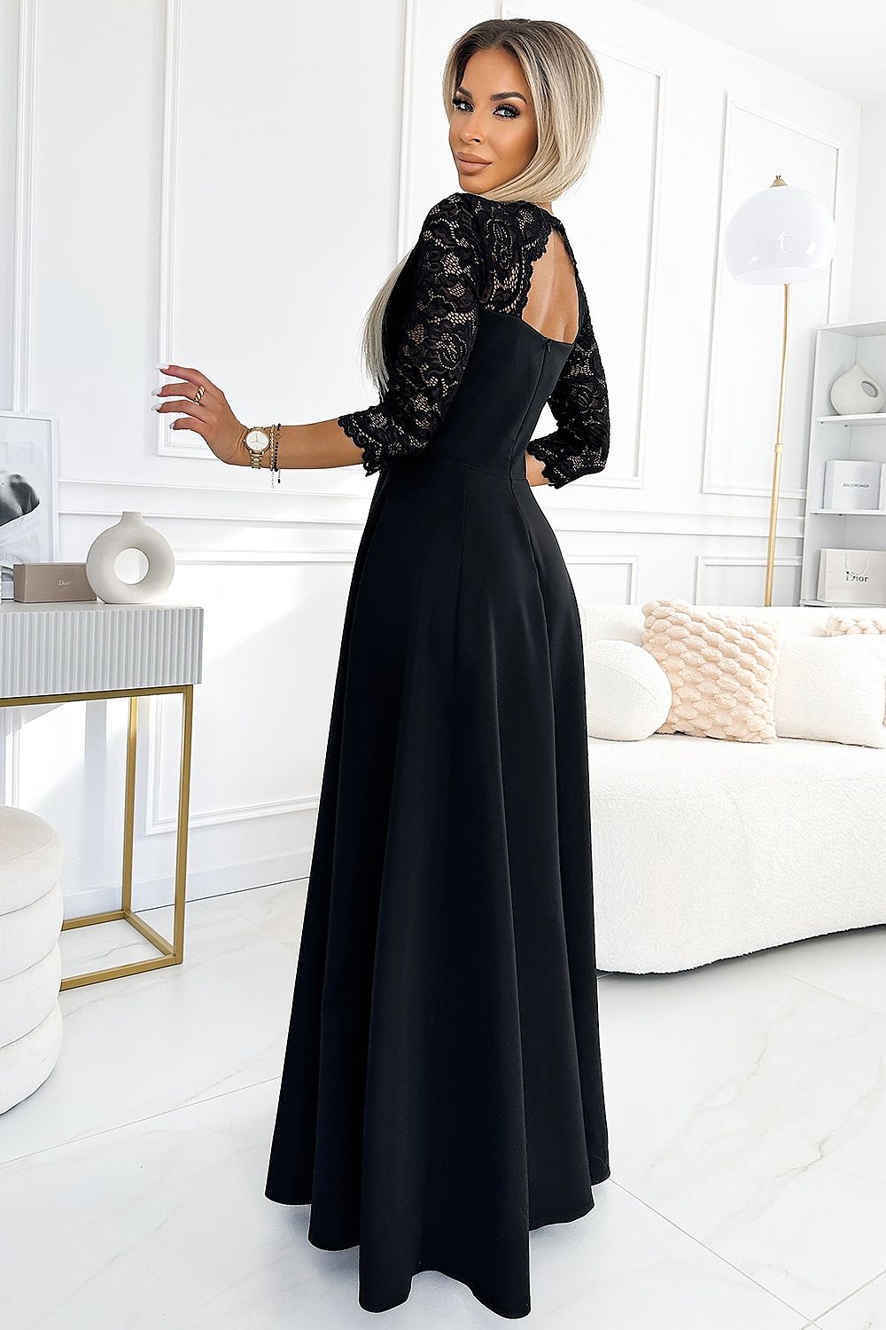 Long dress model 220670 Numoco