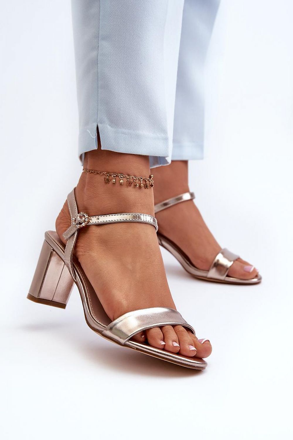 Heel sandals model 210705 Step in style