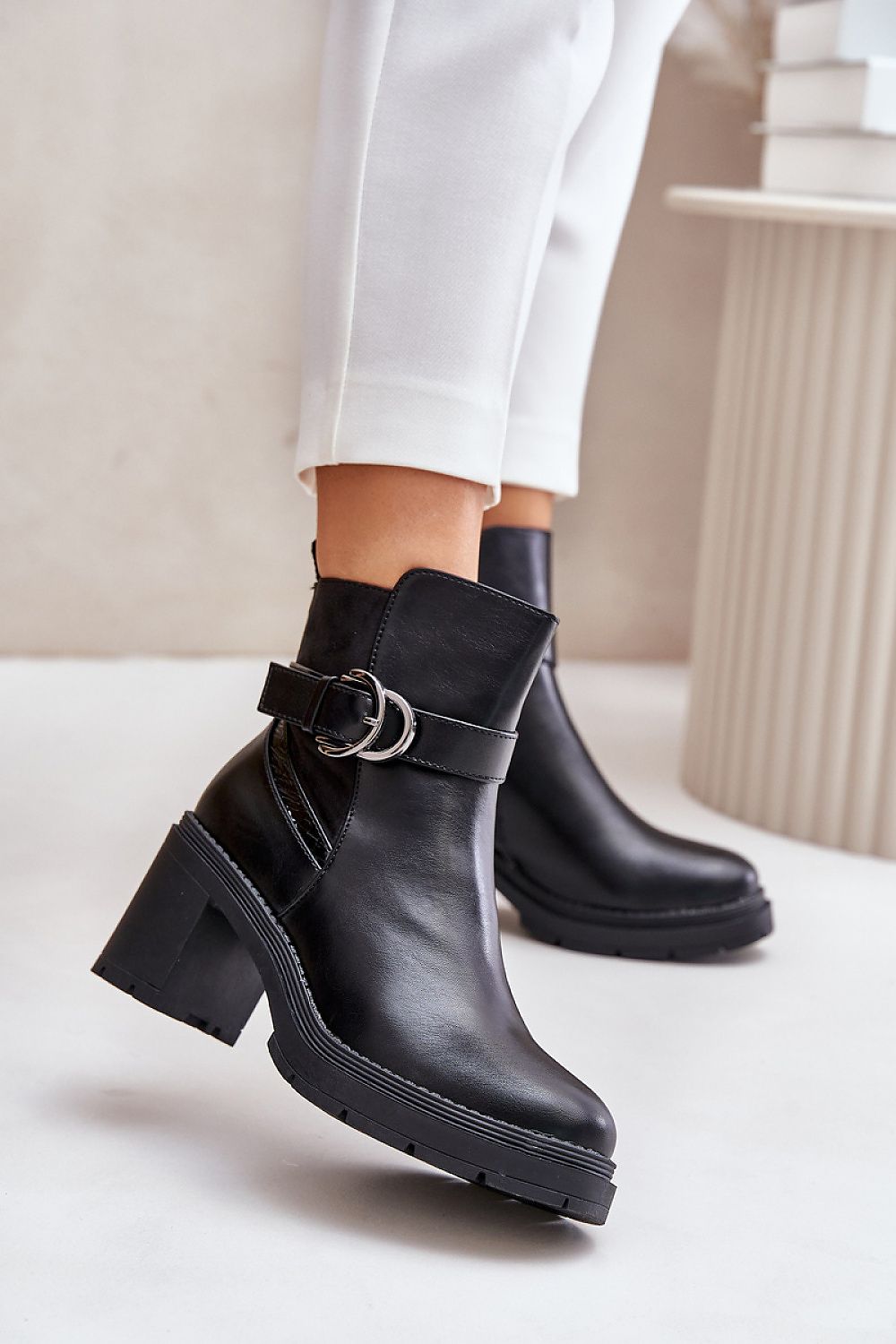 Heel boots
