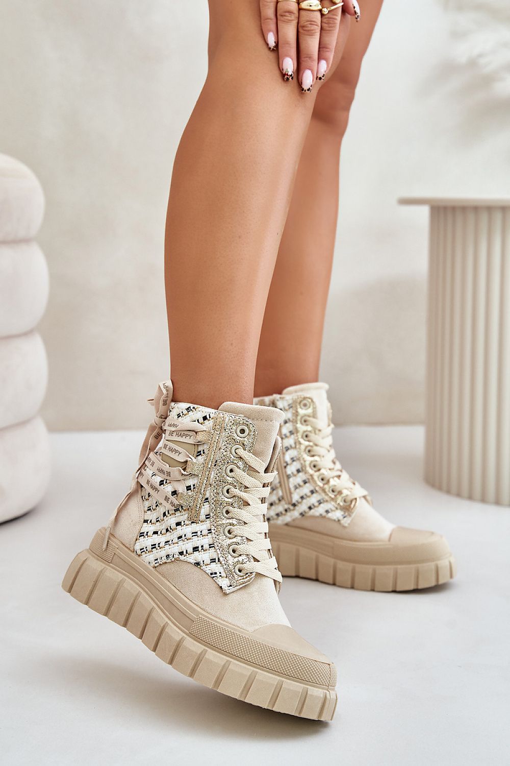 Sneakers model 201918 Step in style