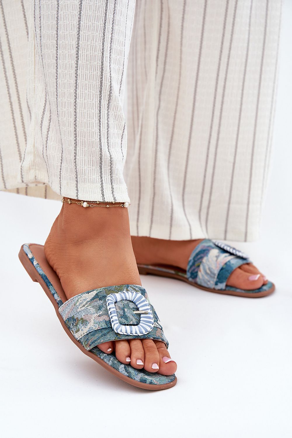 Flip-flops Step in style