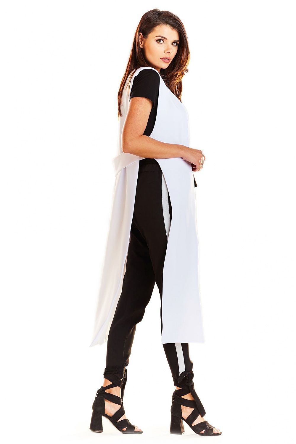 Gilet model 149753 awama