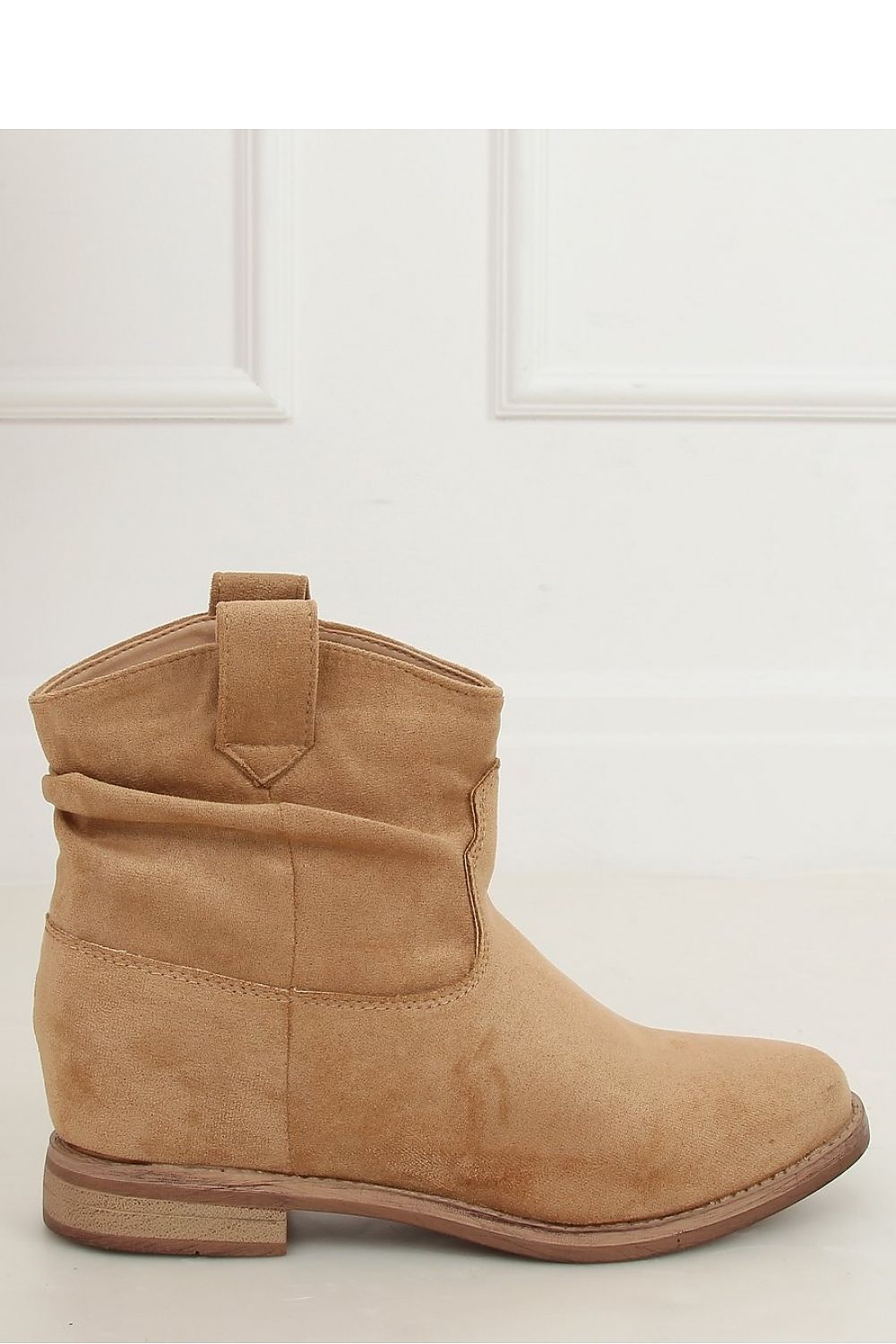 buskin boots