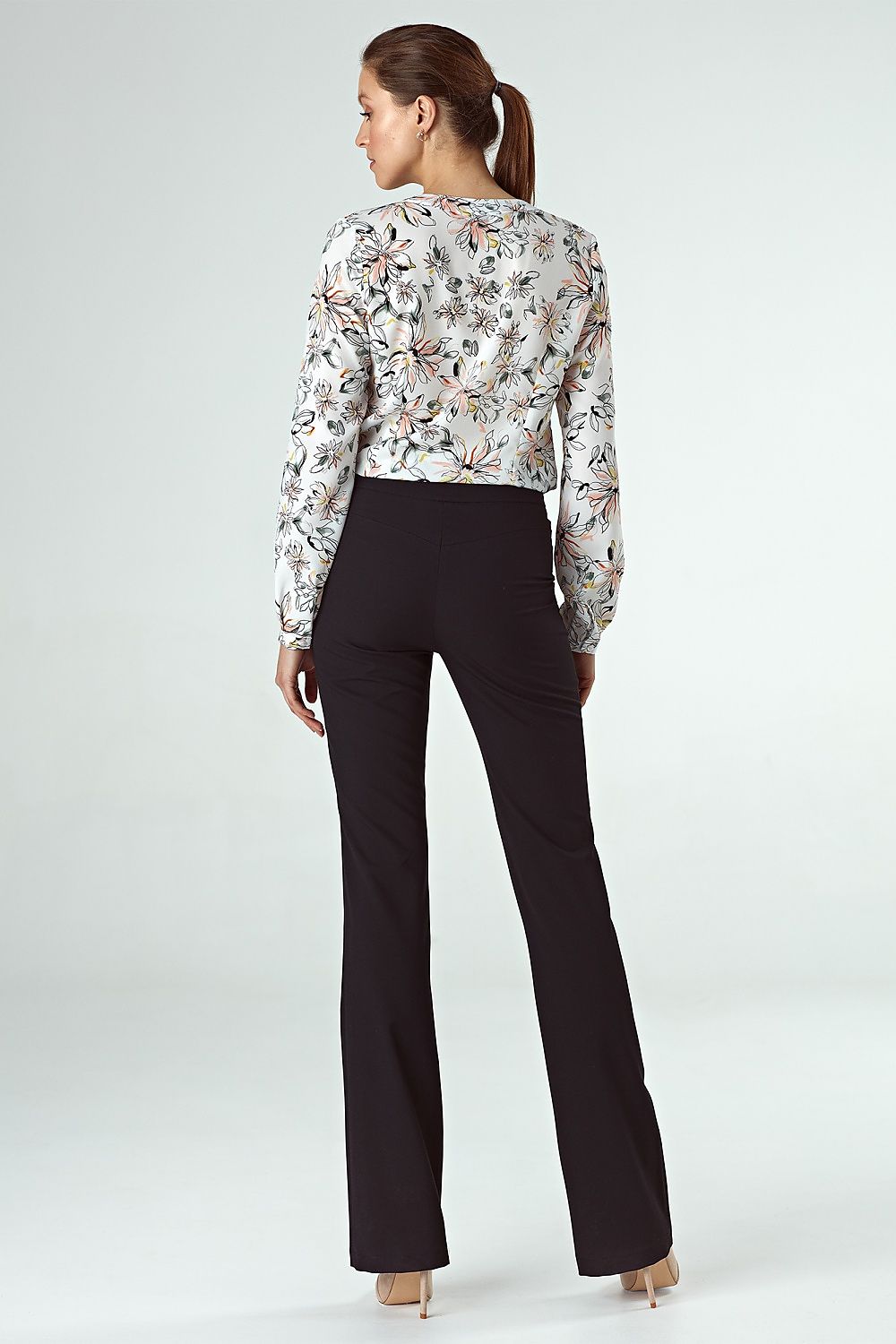 Women trousers model 221732 Nife