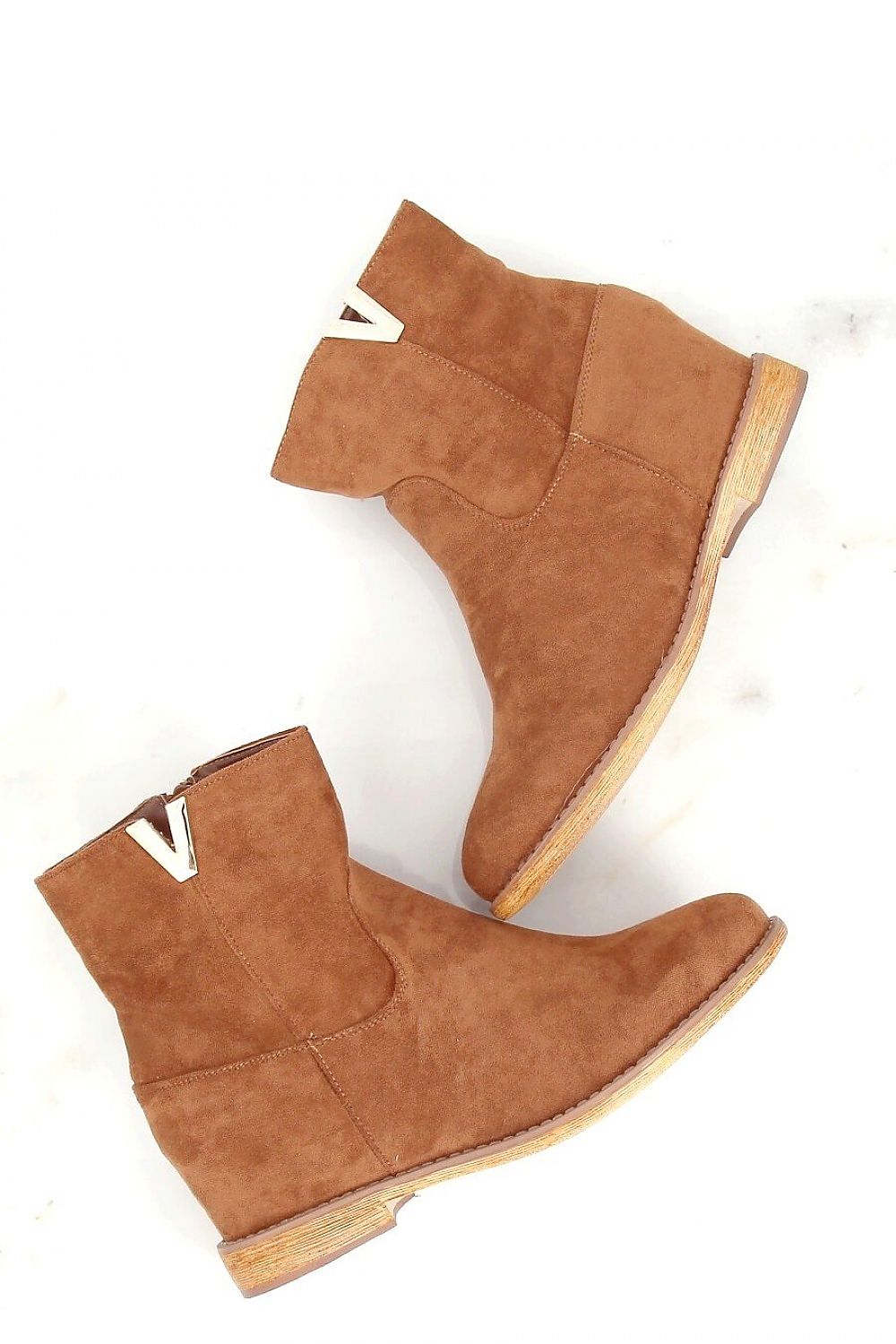 Buskin boots Step in style main image 1