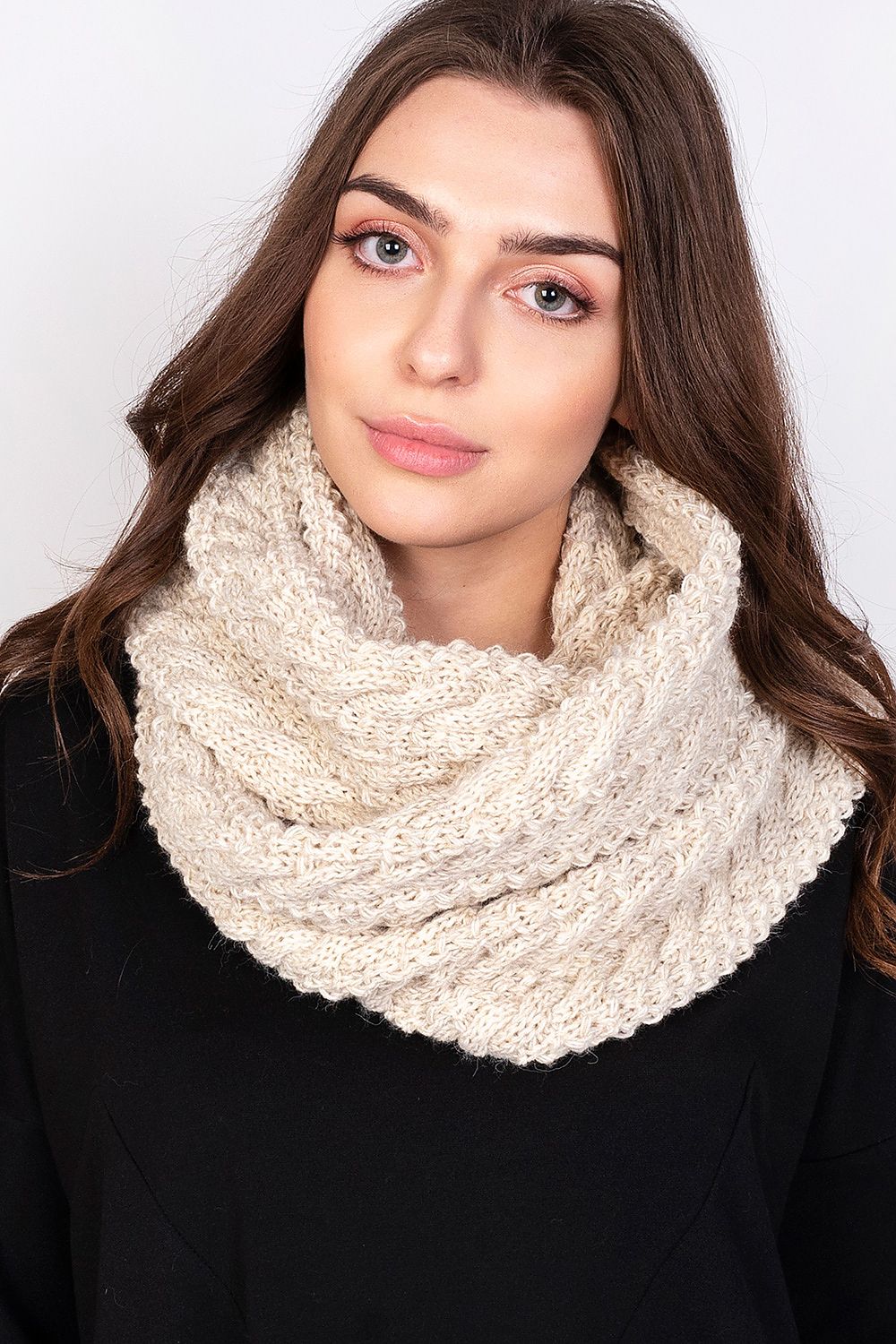 Infinity Scarf model 151080 Lanti Infinity Scarves Wholesale Clothing Matterhorn