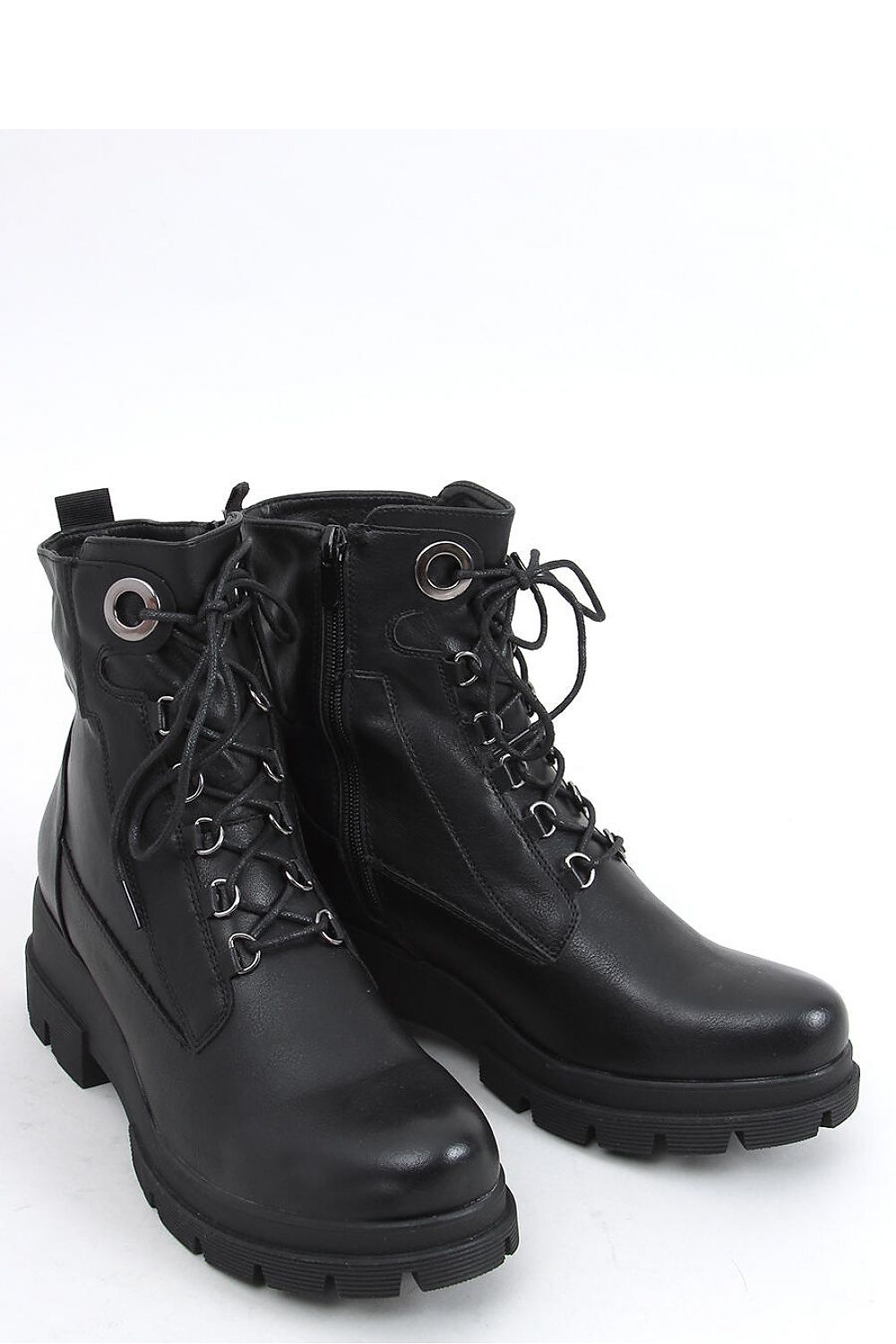 buskin boots