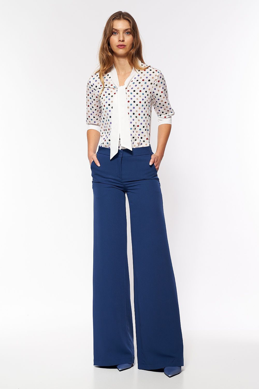Women trousers model 219765 Nife