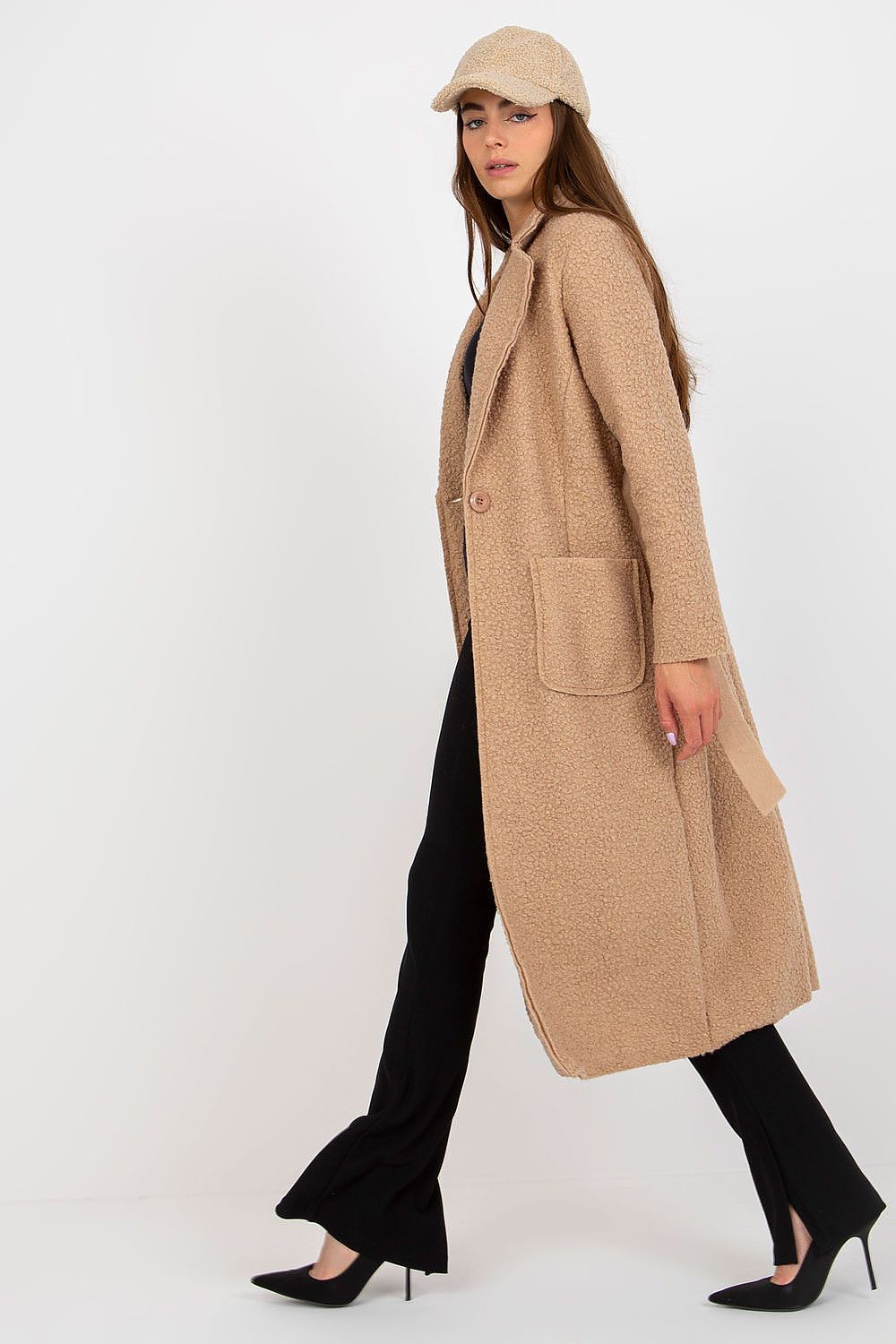 Coat model 218966 main image 1