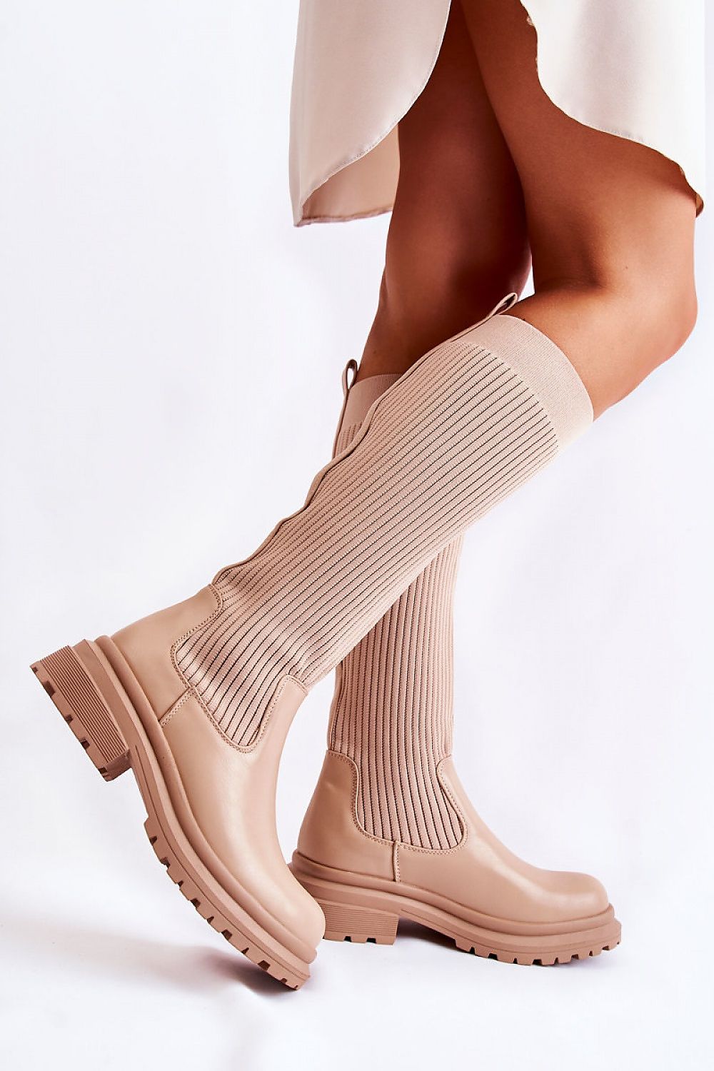 Thigh-Hight Boots Step in style main image 1