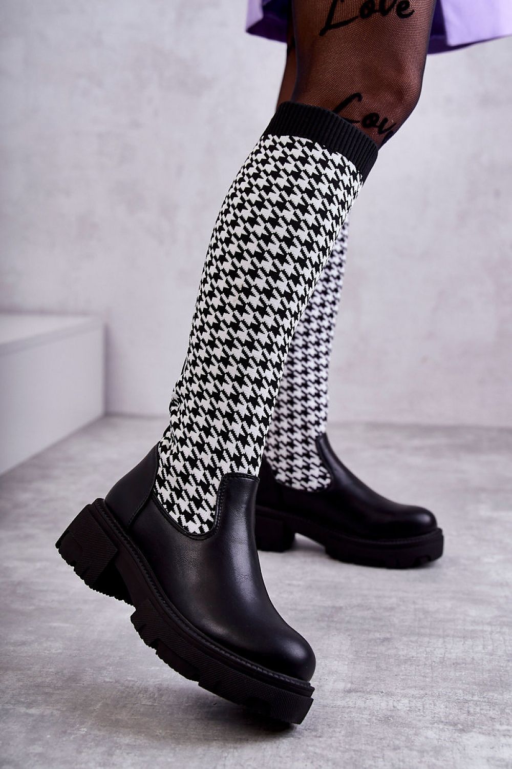 Thigh-Hight Boots Step in style main image 1