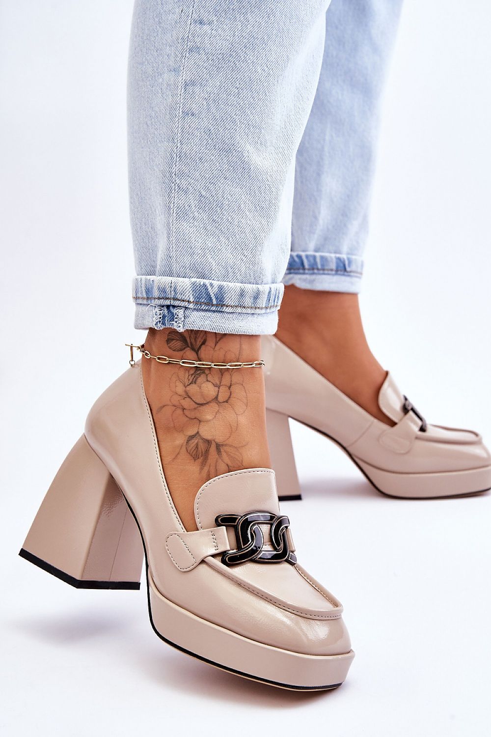 Heel pumps Step in style
