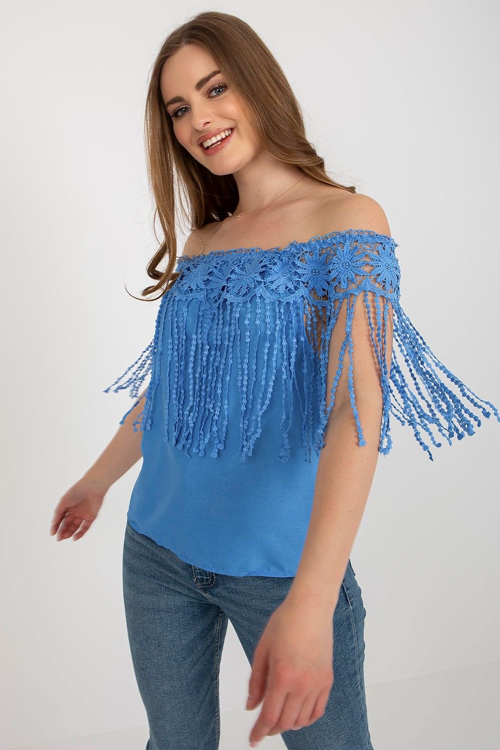 Blouse model 178011