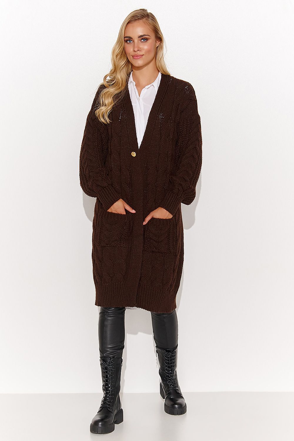 Cardigan model 217371 Makadamia