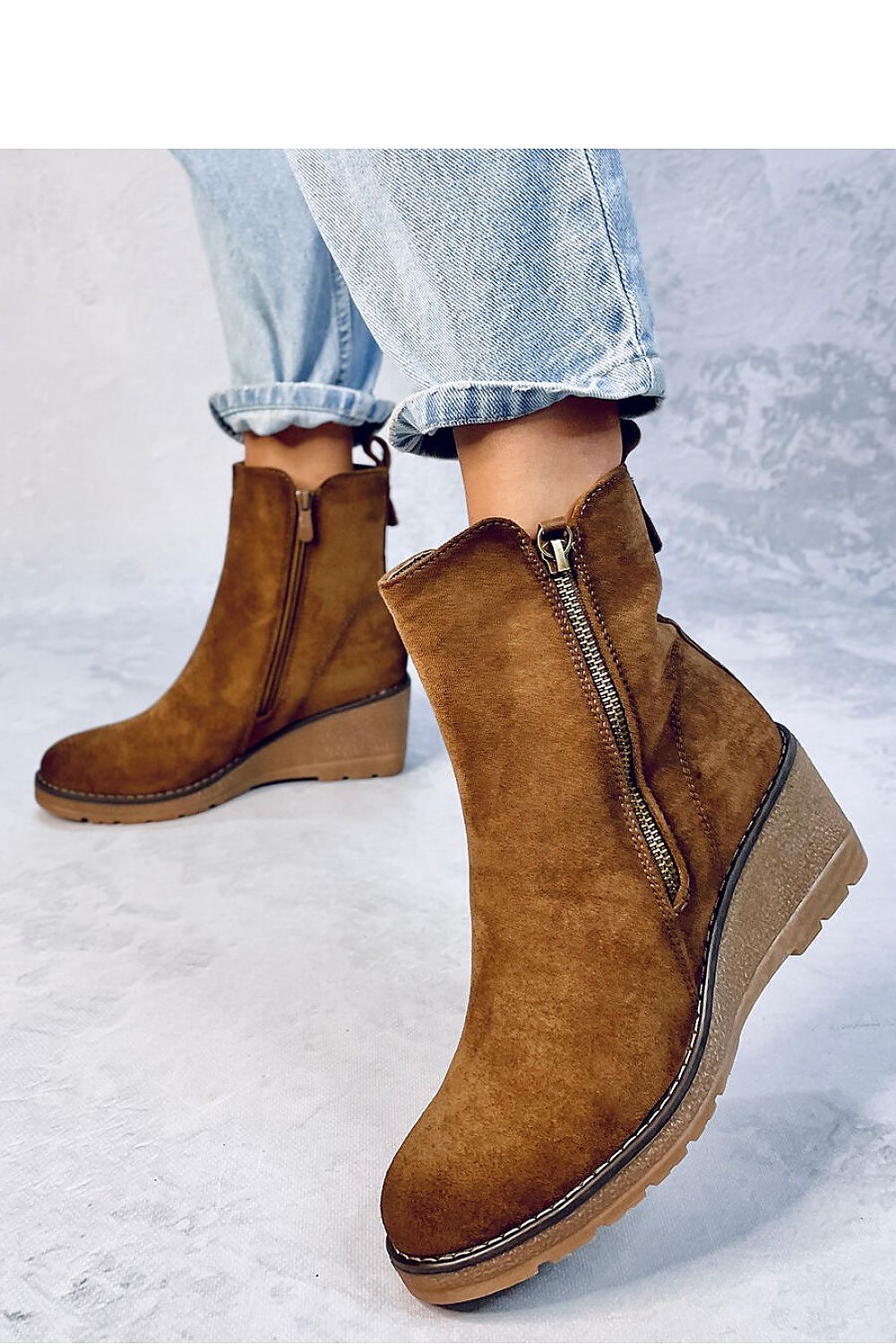 buskin boots