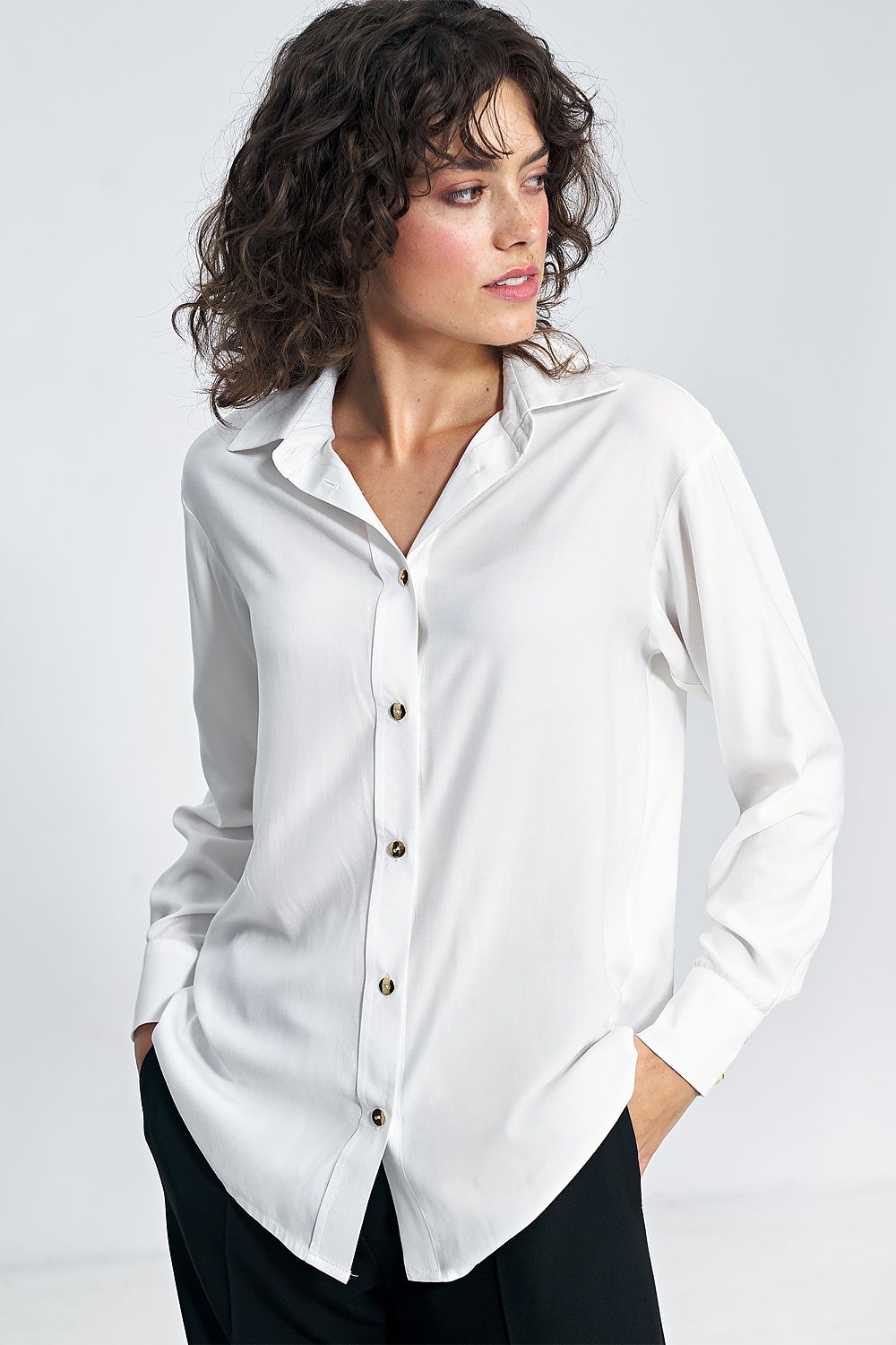 Classic collar Long sleeve shirt Nife
