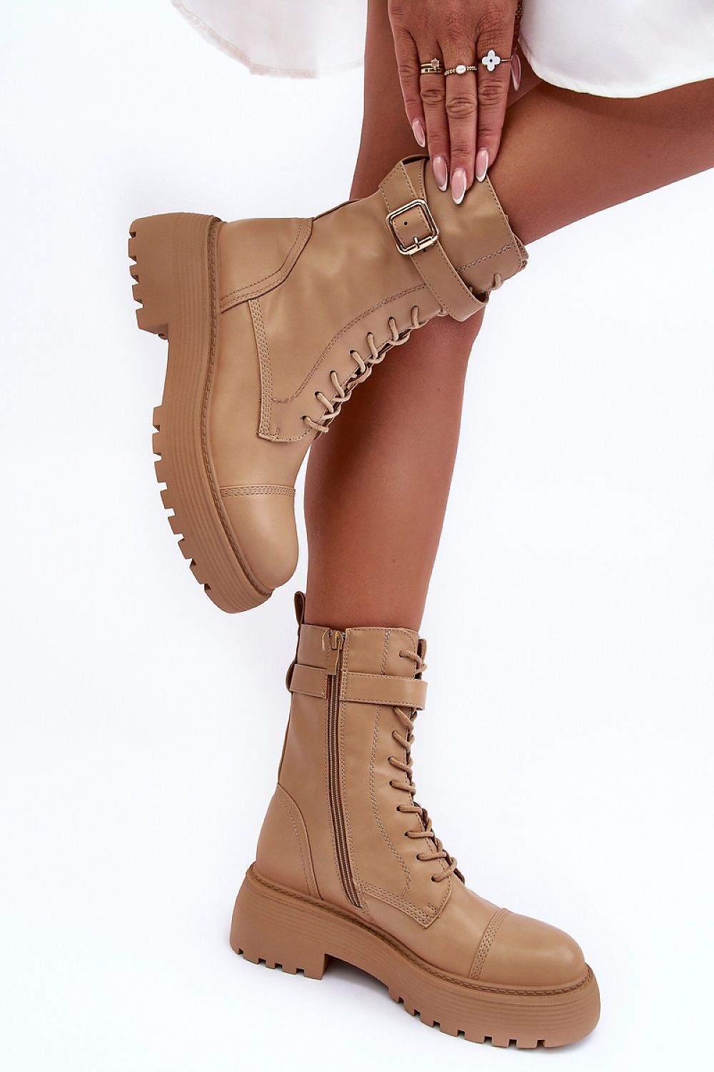 Bootie model 186016 Step in style
