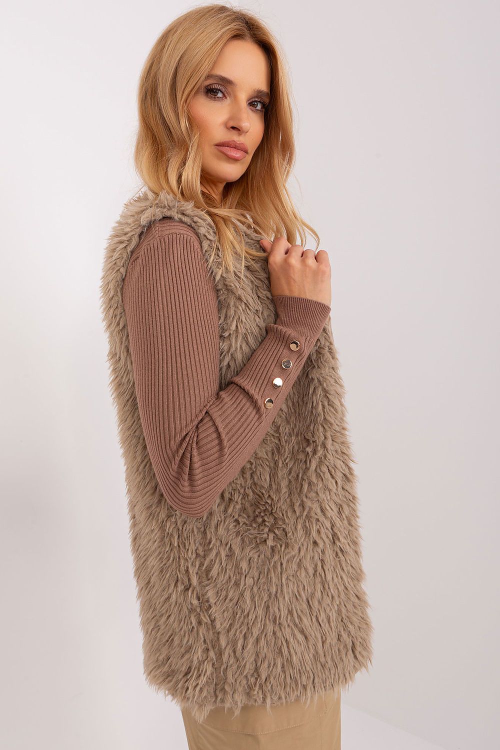 Gilet model 193614 Moe