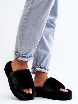 Wholesale deals slippers online