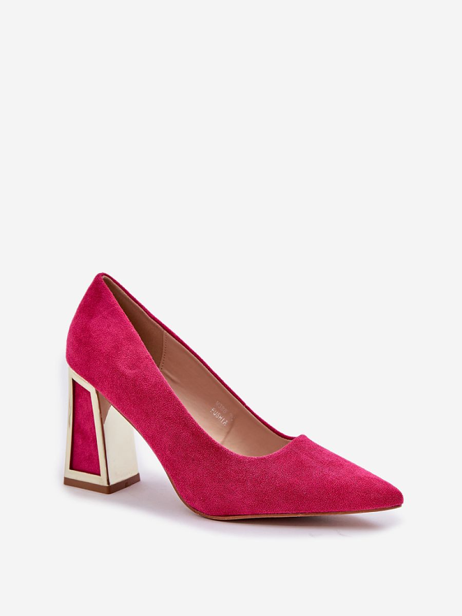 Block heel pumps