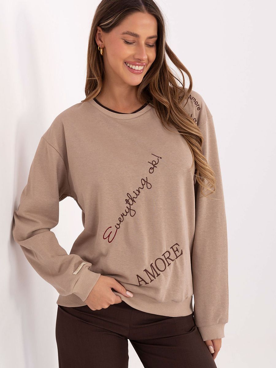 Relevance Pullover – beige