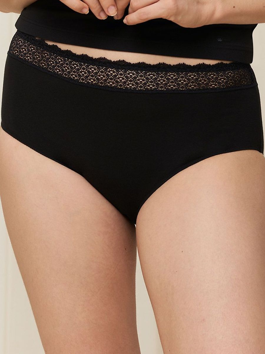 Triumph damesslip zwart – model 229404