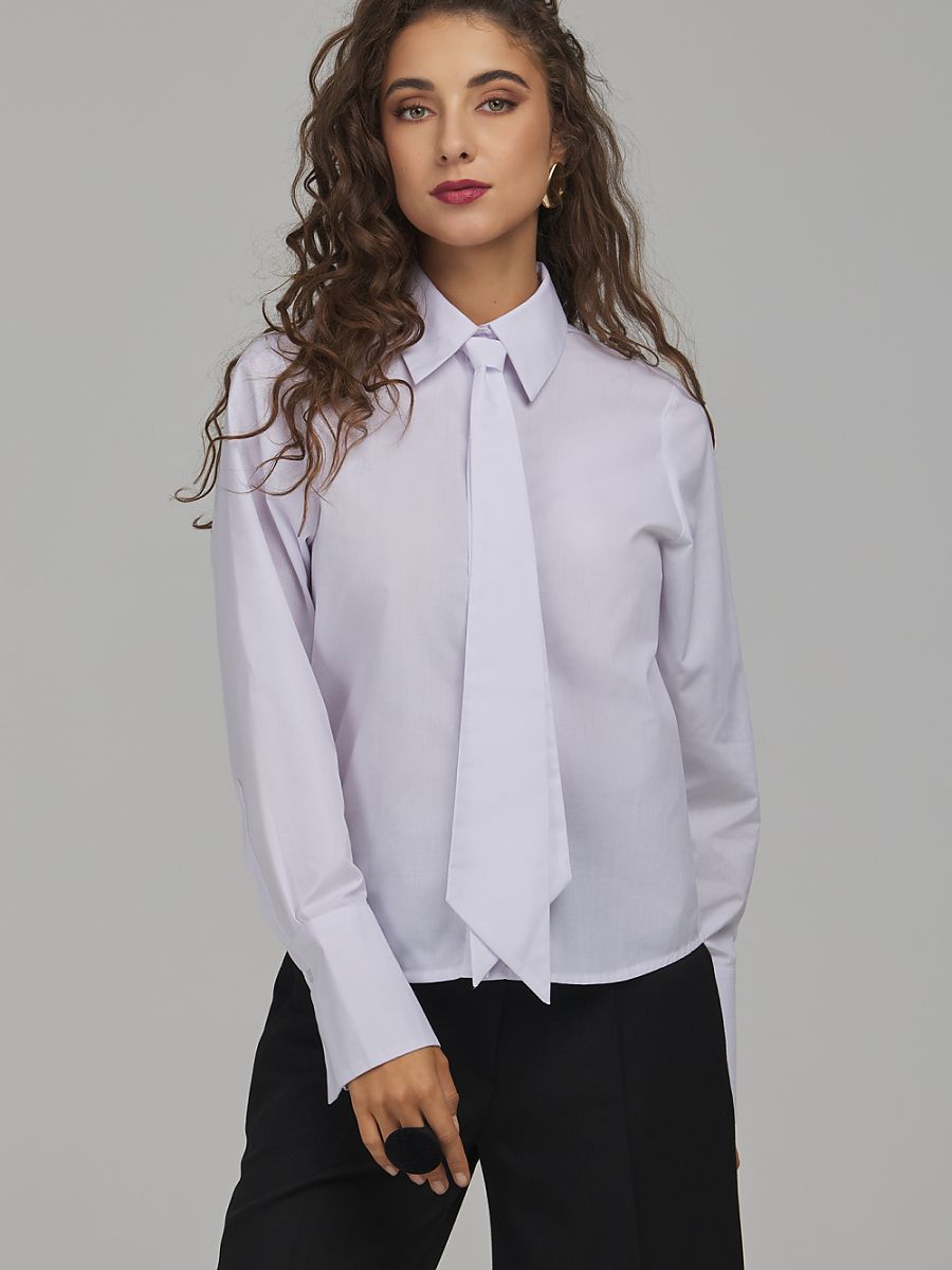 Tailored Shirt with Versatile Tie