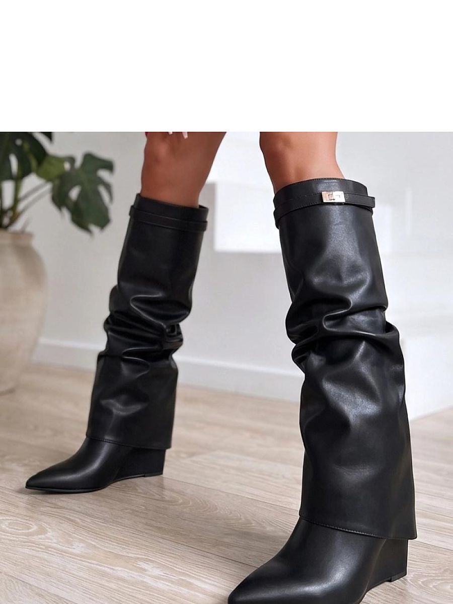 Rolled-Shaft Wedge Boots