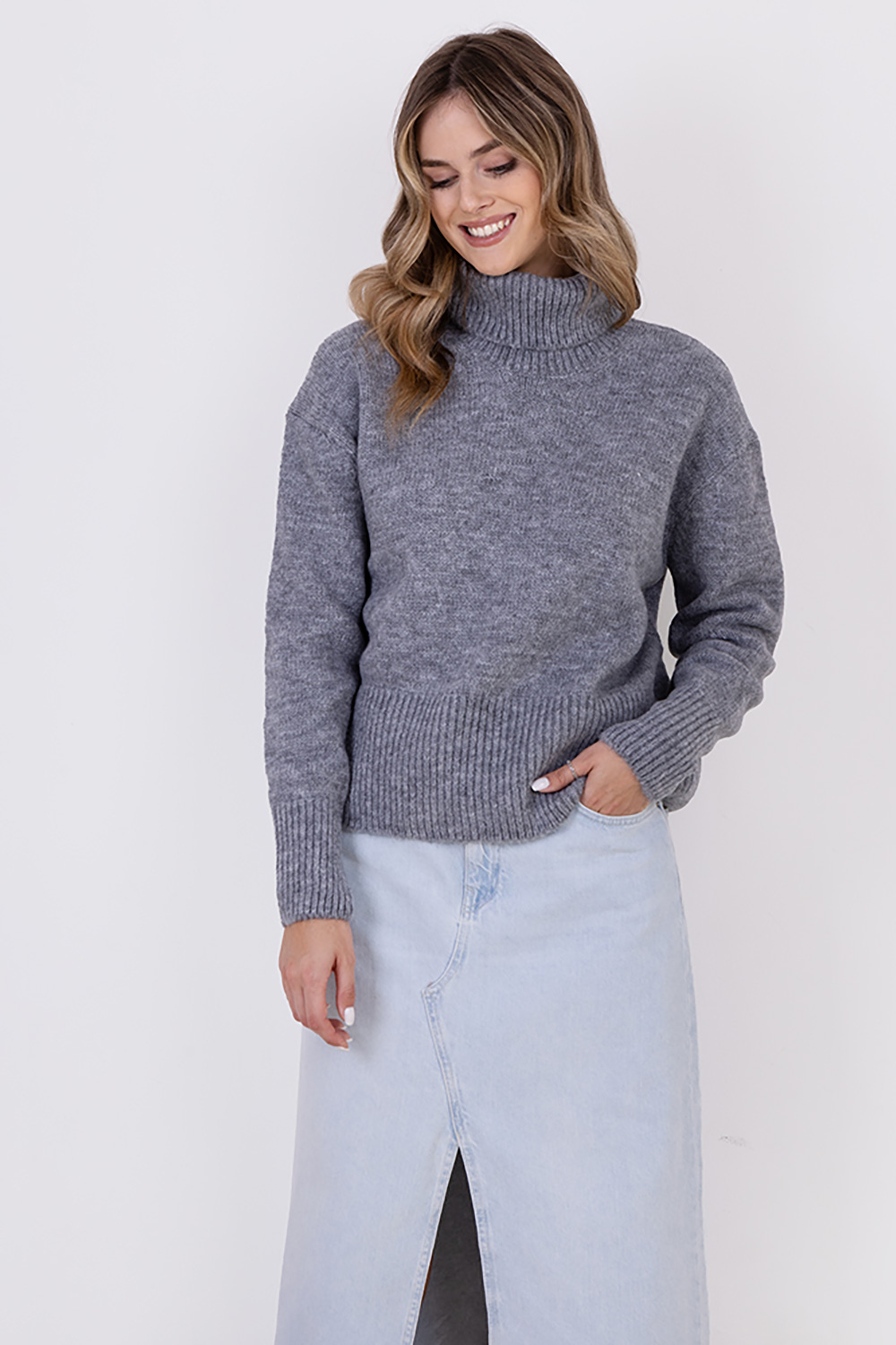 Turtleneck model 187209 MKM