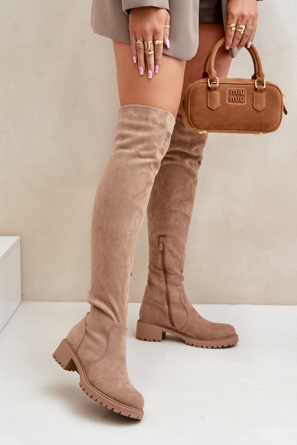 Thigh-Hight Boots model 203514..