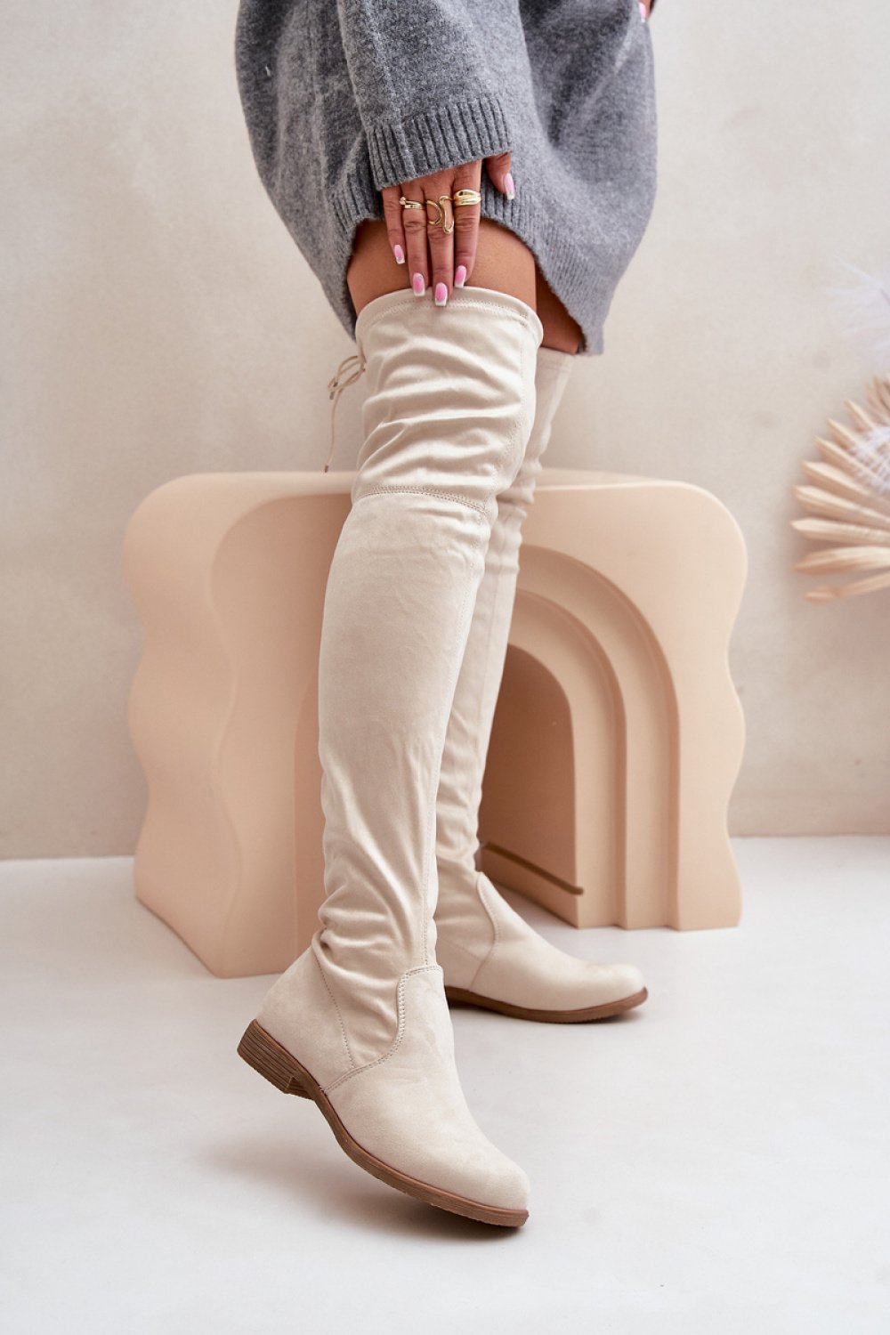 Thigh-Hight Boots model 203525..