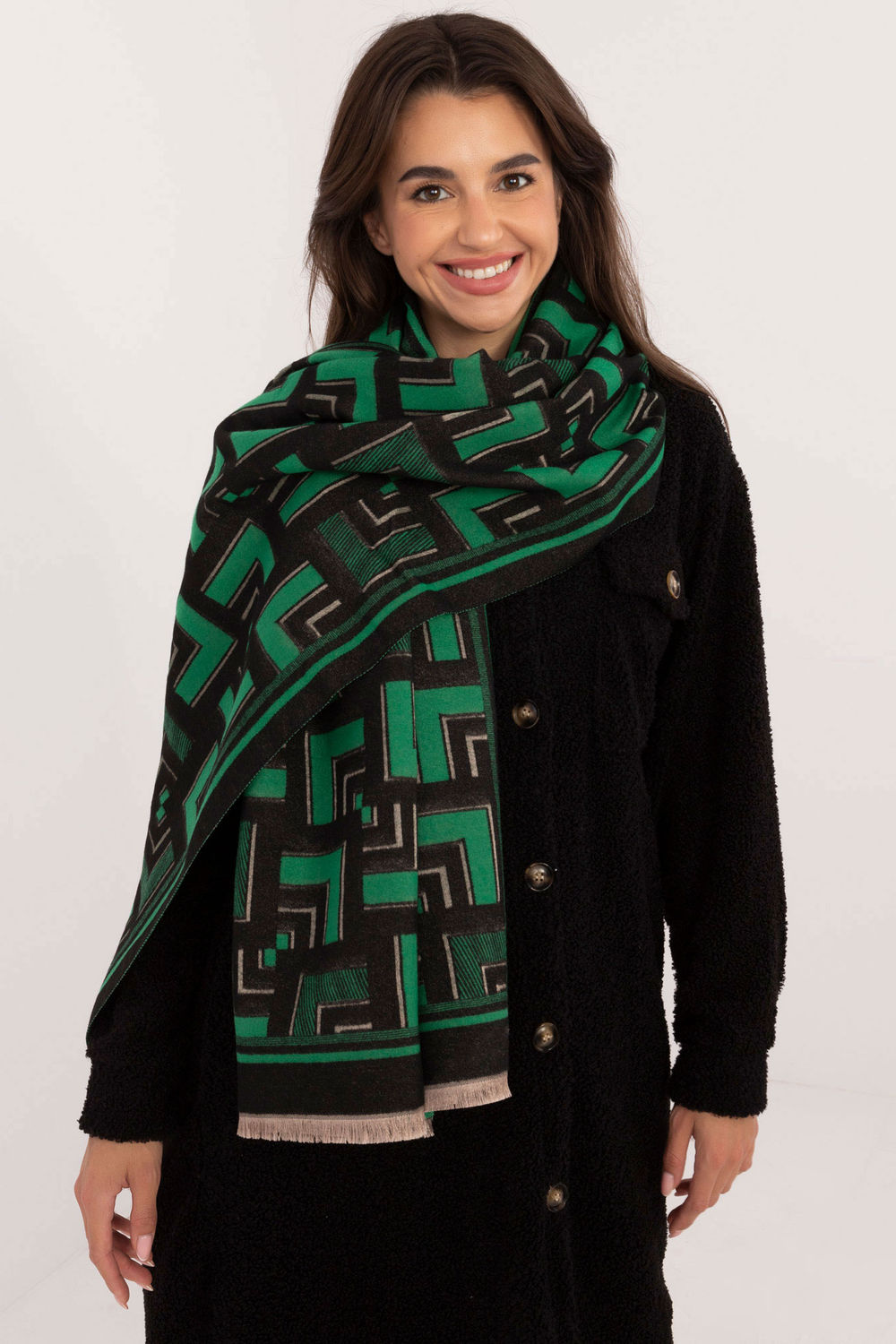 Shawl model 205969 AT